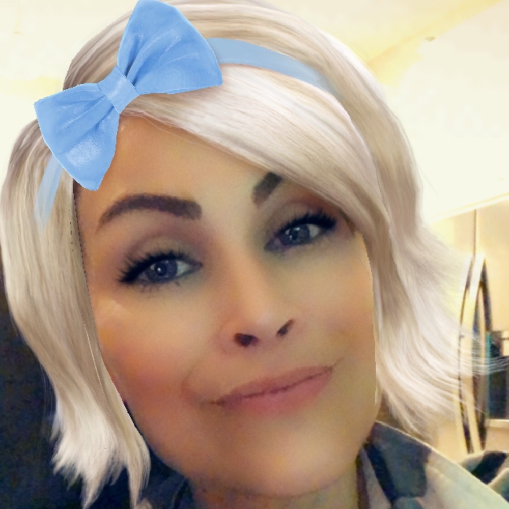 Meet your Posher, Nicole